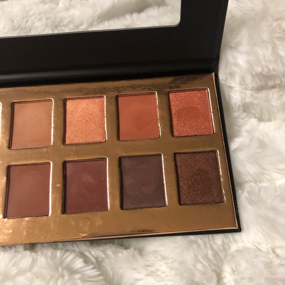 Crown Pro Eyeshadow Palette - Picture 4 of 4